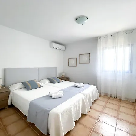 Emilia By Holidays Fuerteventura