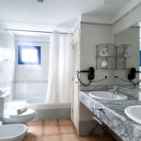 Emilia By Holidays Fuerteventura *