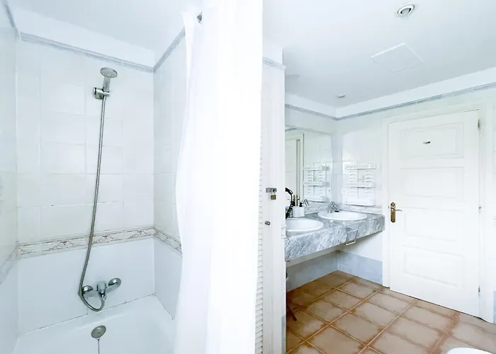 Emilia By Holidays Fuerteventura *