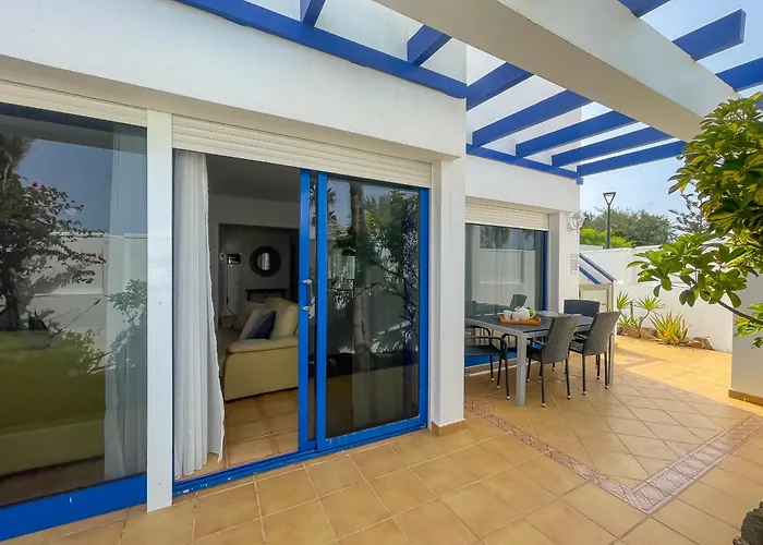 Emilia By Holidays Fuerteventura *