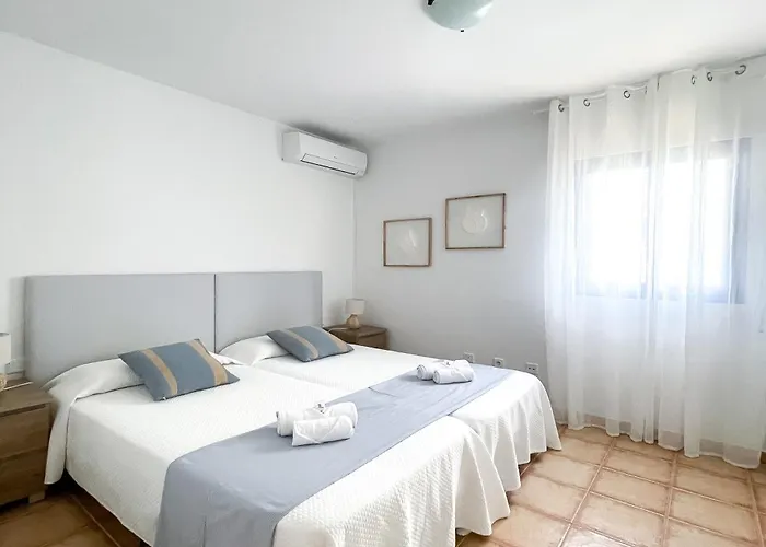 Emilia By Holidays Fuerteventura